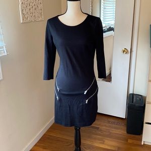 Express dress with zipper detail